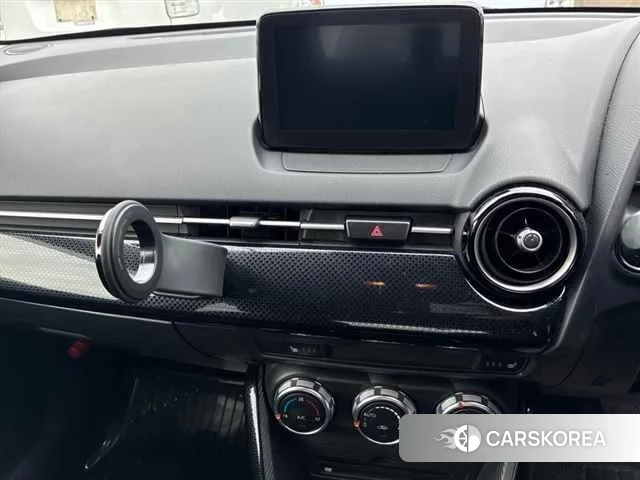 Mazda Demio 2018 из Японии, фото 4