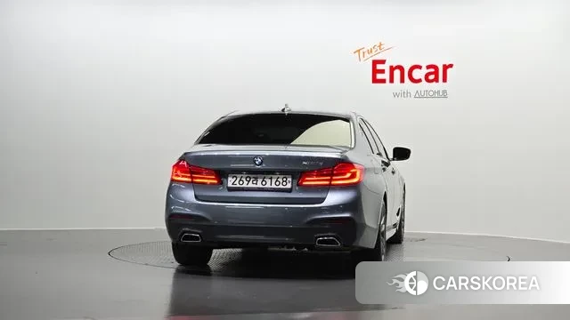 BMW 5 Series (G30) id 3319391 из Кореи 14