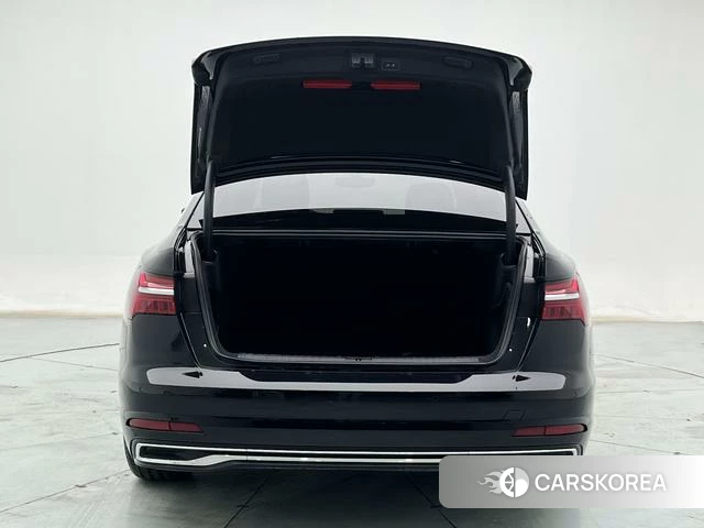 Audi A6L id 4205608 из Китая 22