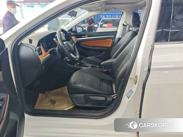 Volkswagen Bora id 4271158 из Китая 14