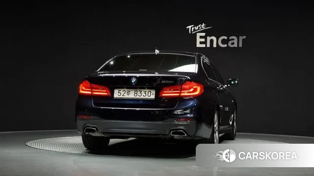 BMW 5 Series (G30) id 3375357 из Кореи 14