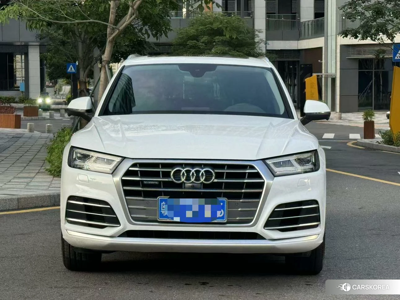 Audi Q5L id 4467405 из Китая 7