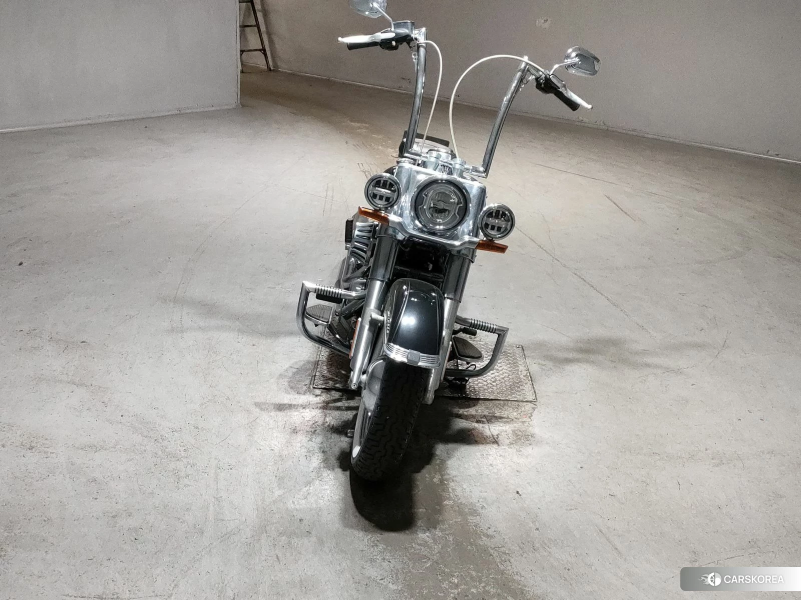 Проданный Harley-Davidson Softail Deluxe FLDE1750 2019 из Японии, фото 3