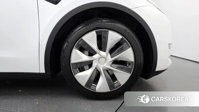 Tesla Model Y id 3765082 из Кореи 14