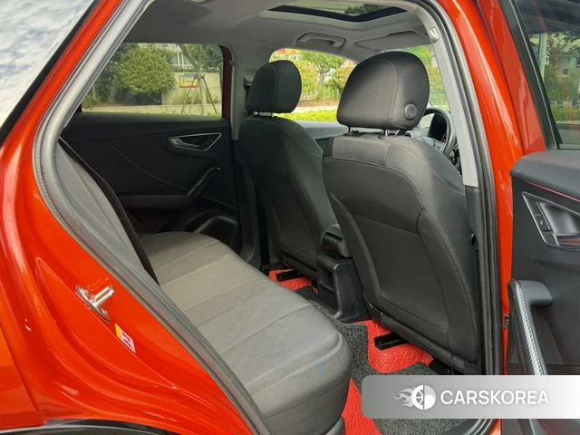 Audi Q2L id 4297464 из Китая 14