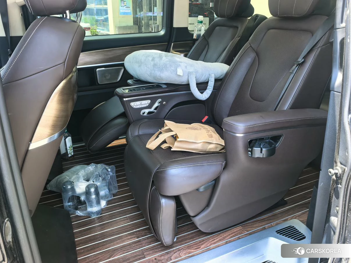 Mercedes-Benz V-Class 2022 Черный из Китая, фото 4