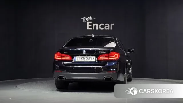 BMW 5 Series (G30) id 3380734 из Кореи 14