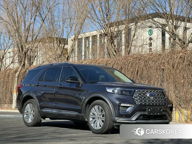 Ford Explorer 2021 Темно-серый из Китая, фото 4