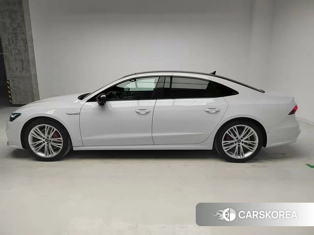 Audi A7L id 4272401 из Китая 10