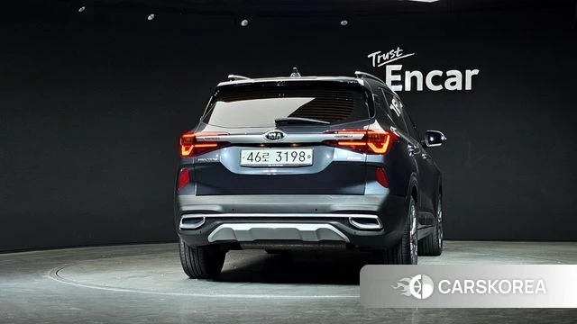 Kia Seltos id 4232647 из Кореи 14