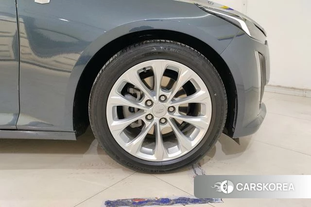 Cadillac CT5 id 4205686 из Китая 11