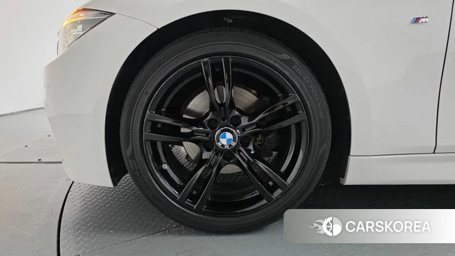 BMW 3 Series (F30) id 4582170 из Кореи 26