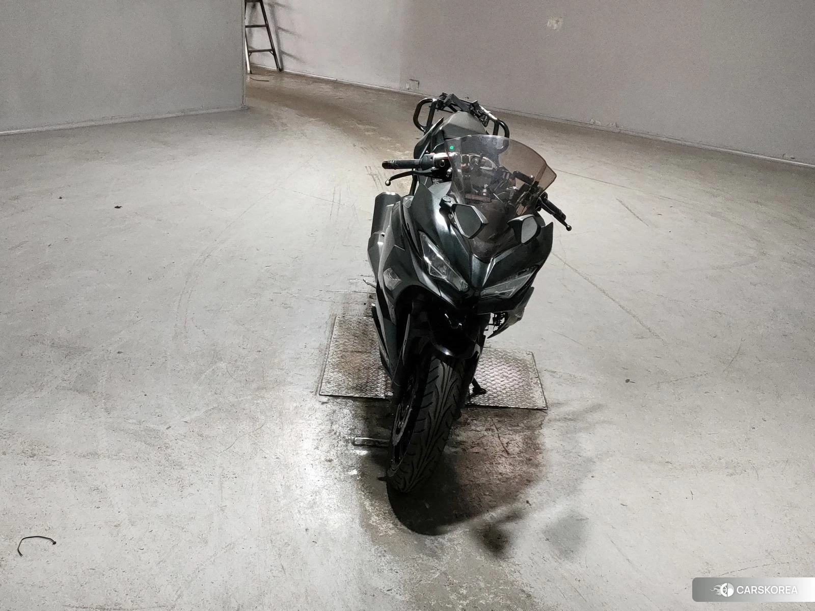 Kawasaki NINJA 250 2018 из Японии, фото 2