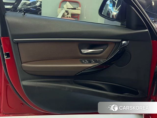 BMW 3 series id 4238144 из Китая 18