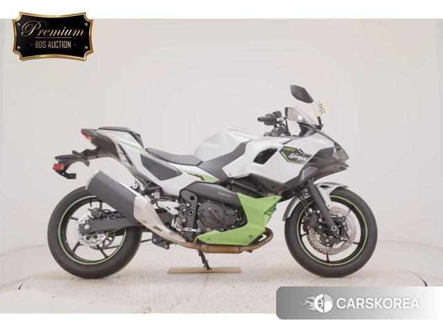 Kawasaki NINJA 7 HYBRID 2025 из Японии