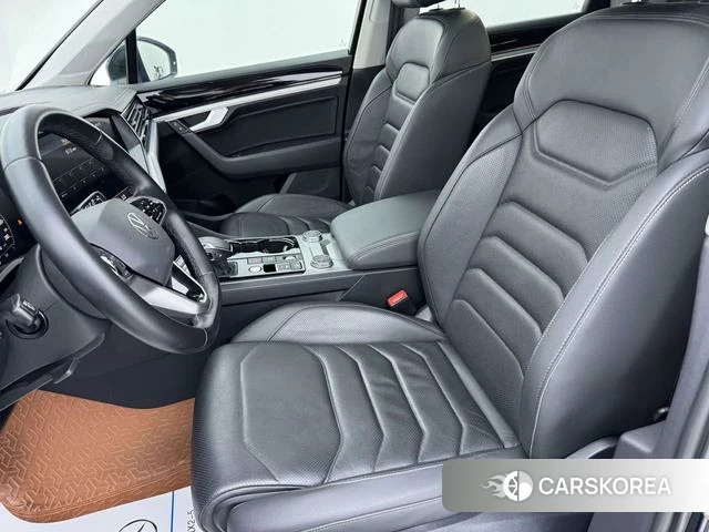 Volkswagen Touareg id 4271070 из Китая 17