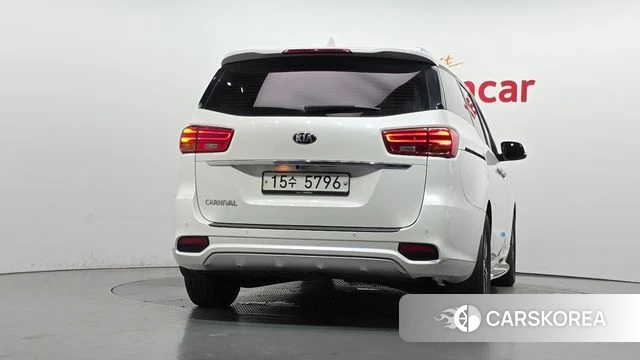 Kia The New Carnival id 4662984 из Кореи 14