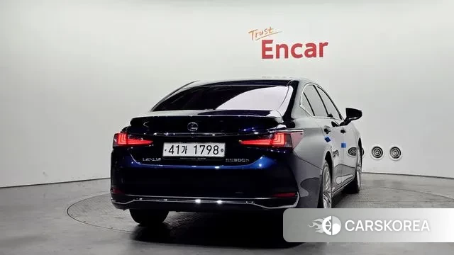 Lexus ES300h 7th generation id 3612554 из Кореи 14