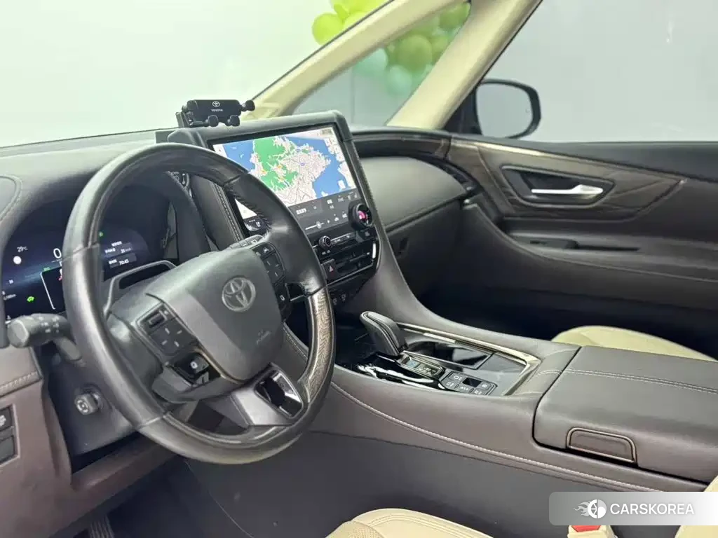 Toyota Elfa 2024 Черный из Китая, фото 6