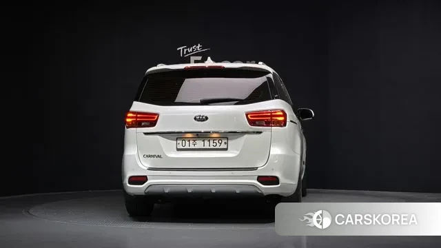 Kia The New Carnival id 3357330 из Кореи 14