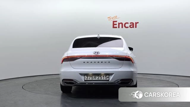 Hyundai The New Grandeur IG id 3892800 из Кореи 14