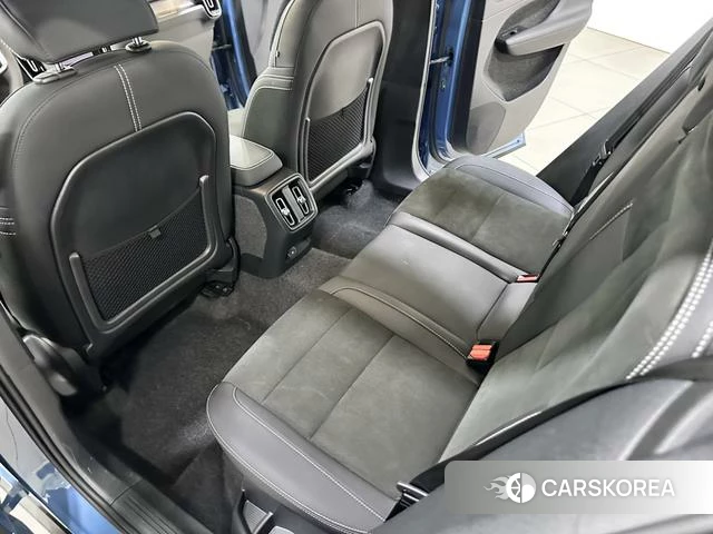 Volvo XC40 EV id 3908744 из Китая 11