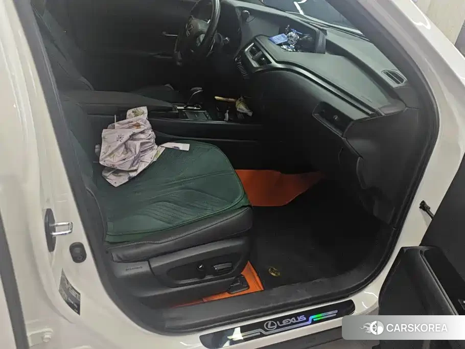 Lexus UX id 4655080 из Китая 10