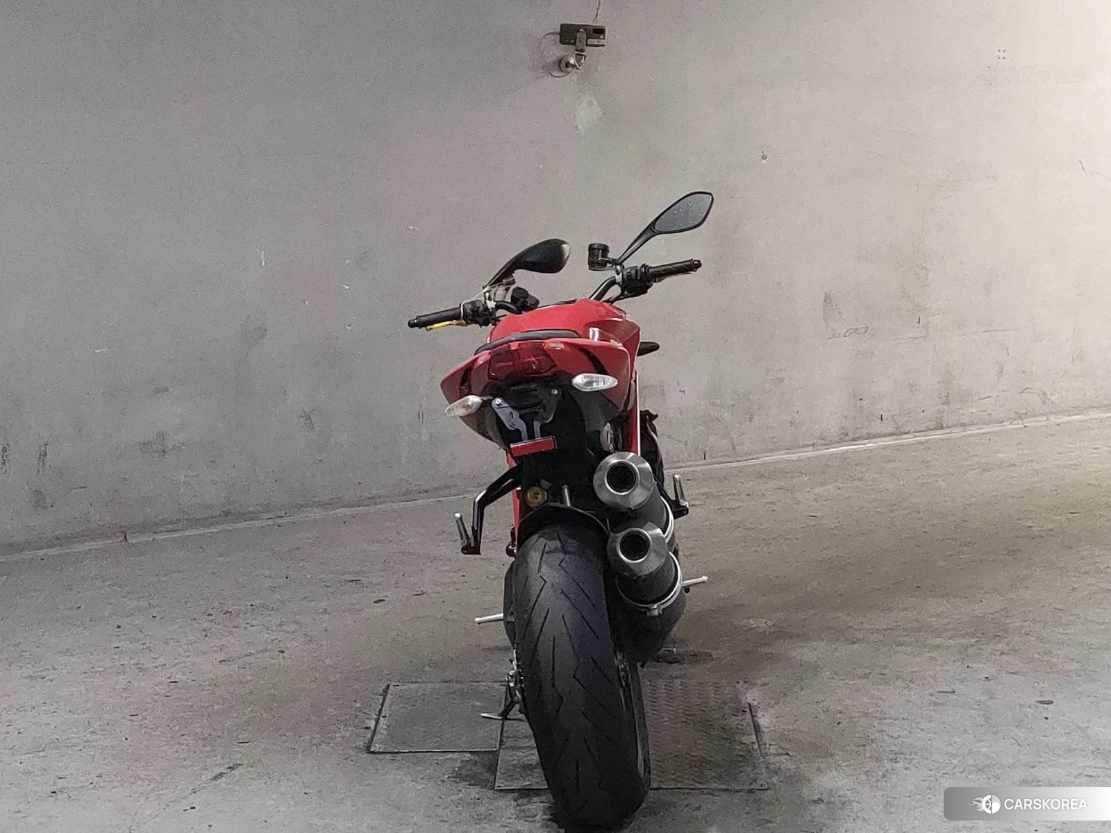 Проданный Ducati STREETFIGHTER 1098 S 2011 из Японии, фото 2