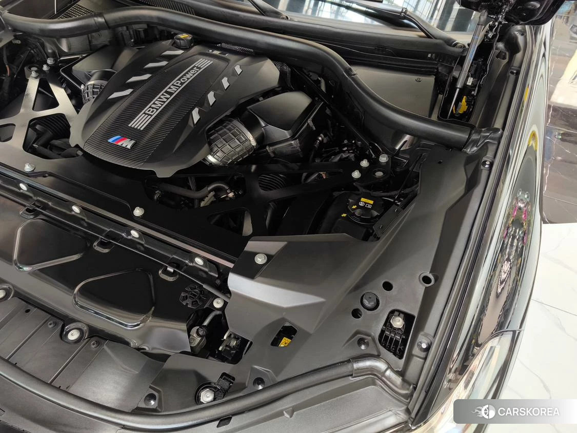 BMW X5 M id 4426894 из Китая 34