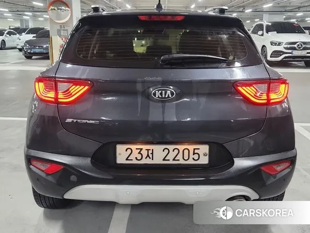 Kia Stonic id 3692950 из Кореи 14