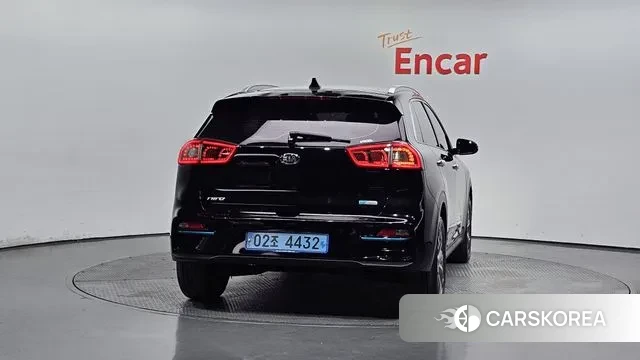 Kia Niro EV id 3039110 из Кореи 14