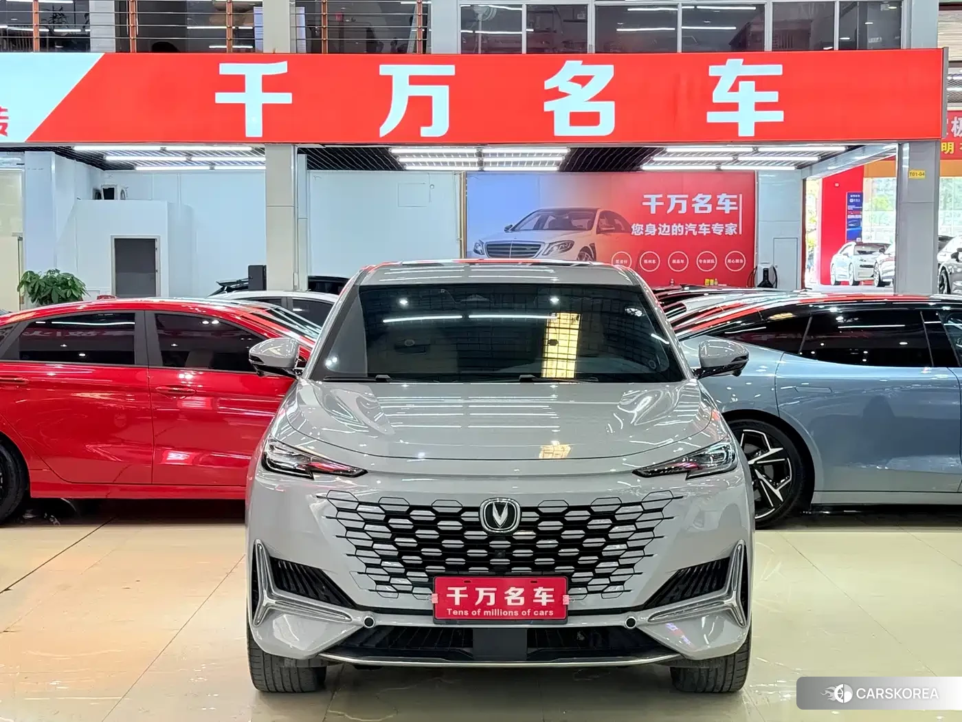 Chang'an Changan UNI-K id 4576610 из Китая 26