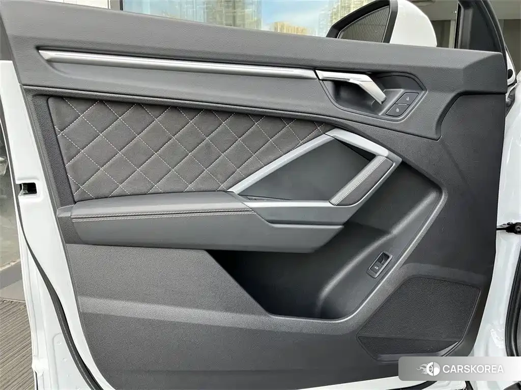 Audi Q3 id 4622508 из Китая 7