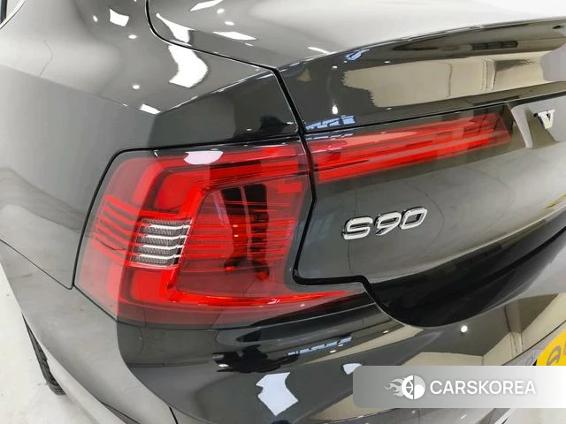 Volvo S90 id 4208919 из Китая 14