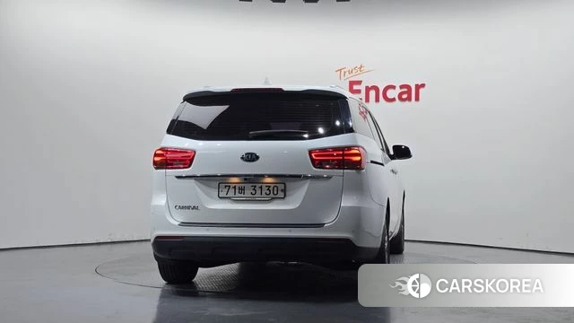 Kia The New Carnival id 4895389 из Кореи 14