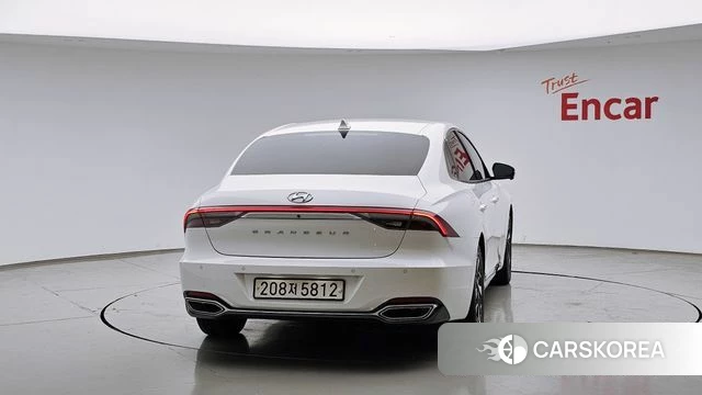Hyundai The New Grandeur IG Hybrid id 4470307 из Кореи 14