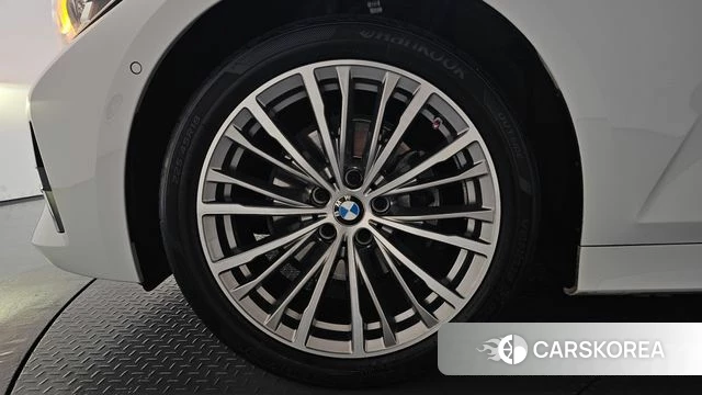 BMW 3 Series (G20) id 4528923 из Кореи 27