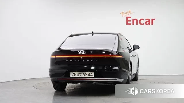 Hyundai Grandeur (GN7) id 3610281 из Кореи 14