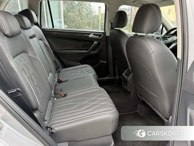 Volkswagen Tiguan L id 4264727 из Китая 15