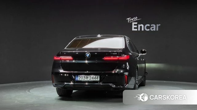 BMW 7 Series (G70) id 4691886 из Кореи 14