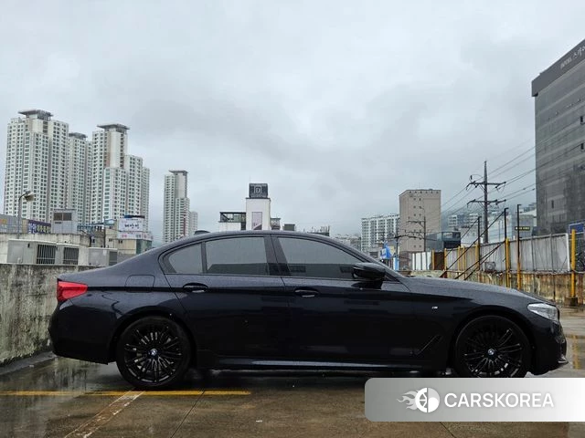 BMW 5 Series (G30) 2019 Синий из Кореи, фото 4