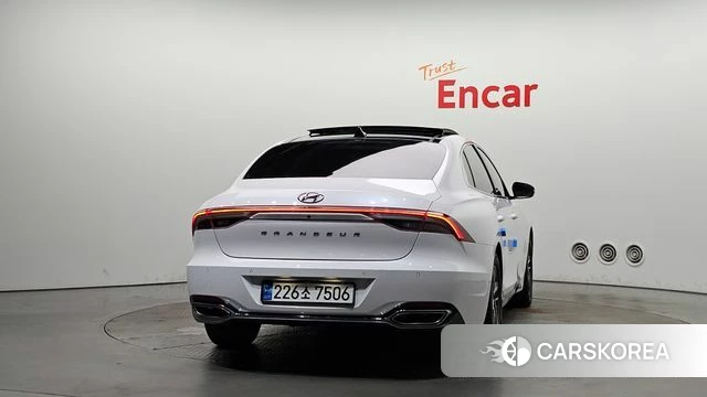 Hyundai The New Grandeur IG id 4619476 из Кореи 14