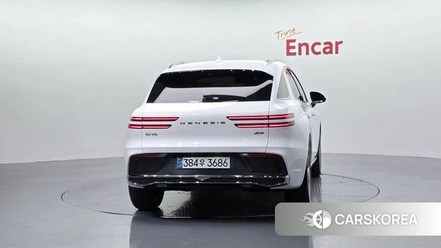 Genesis GV70 id 3841365 из Кореи 14