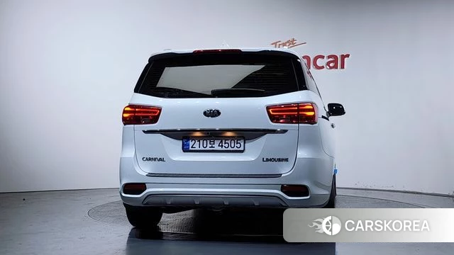 Kia The New Carnival id 4384587 из Кореи 14