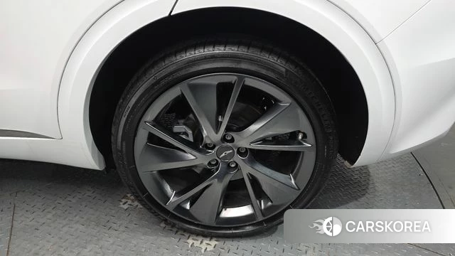 Genesis GV70 id 3806715 из Кореи 14