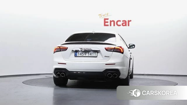 Maserati Ghibli id 4197209 из Кореи 14