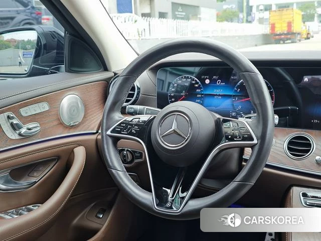 Mercedes-Benz E-class id 4301662 из Китая 12