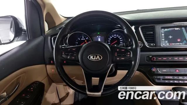 Kia The New Carnival id 2676454 из Кореи 14