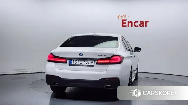 BMW 5 Series (G30) id 2993469 из Кореи 14