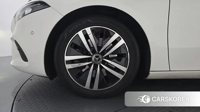 Mercedes-Benz A-Class W177 id 3225032 из Кореи 14